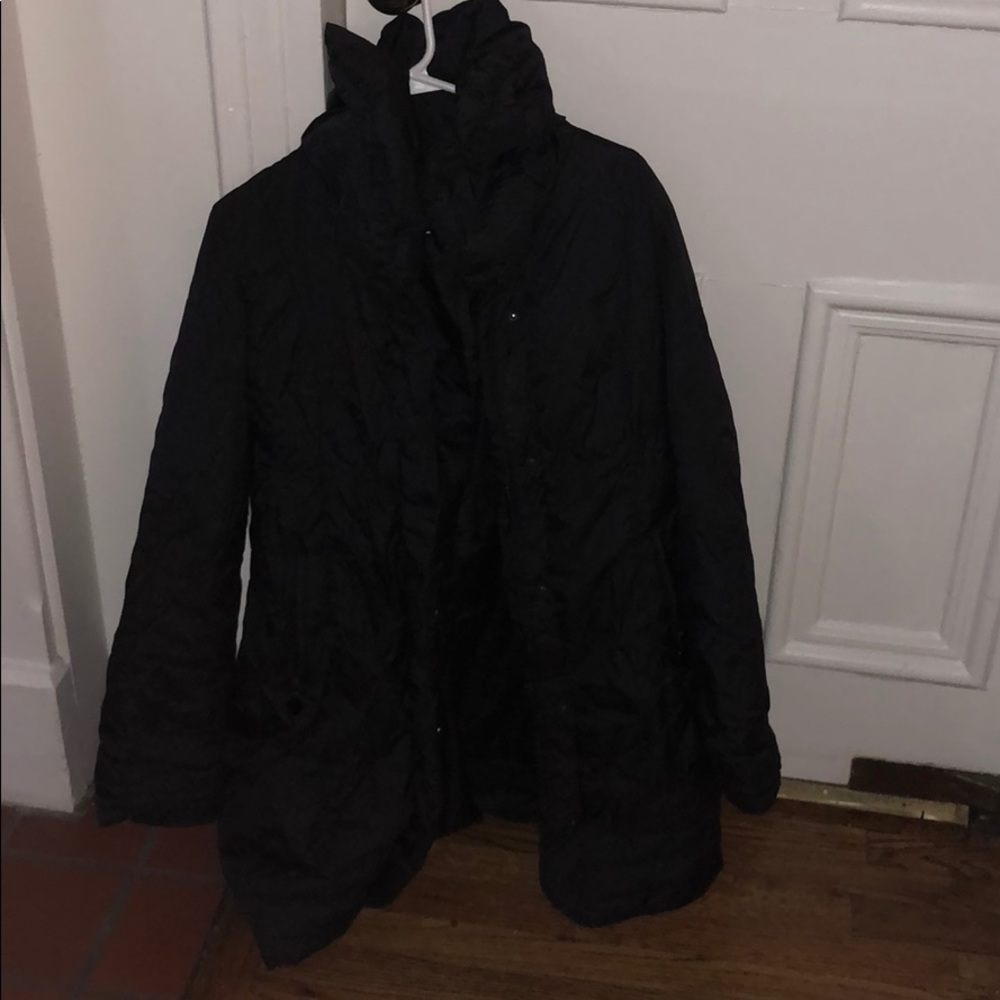 Women’s tahari winter jacket! Black knee length